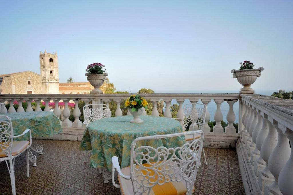 Hotel Villa Riis Taormina Exterior foto